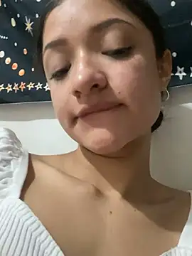 Snapshot of Alicia_ALICIA chatting on 01-17-25, 04:06 Alicia ALICIA online show from 01-17-25, 04:06