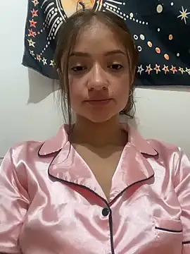 Snapshot of Alicia_ALICIA chatting on 02-06-25, 12:22 Alicia ALICIA online show from 02-06-25, 12:22