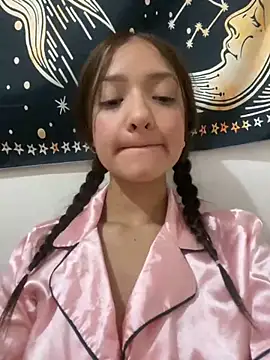 Snapshot of Alicia_ALICIA chatting on 03-07-25, 12:48 Alicia ALICIA online show from 03-07-25, 12:48