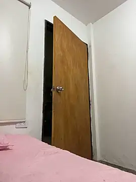 Snapshot of Alicia_ALICIA chatting on 10-30-25, 12:45 Alicia ALICIA online show from 10-30-25, 12:45