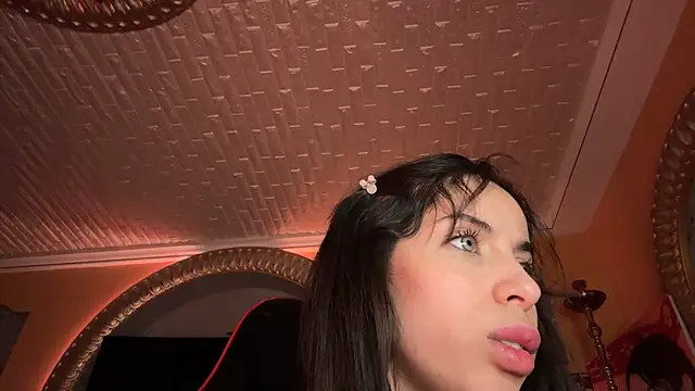 Snapshot of ORLA86 chatting on 02-23-25, 04:39 ORLA86 online show from 02-23-25, 04:39