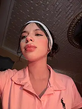 Snapshot of ORLA86 chatting on 09-23-25, 11:19 ORLA86 online show from 09-23-25, 11:19