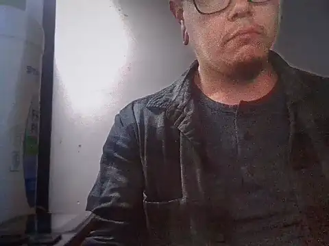 AlanDickson online show from 03-18-25, 02:48