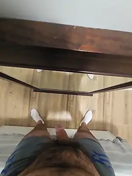 Snapshot of polla_calientes47 chatting on 10-24-25, 03:30 polla calientes47 online show from 10-24-25, 03:30