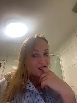 LadyTatiana Madam online show from 02-25-26, 08:51