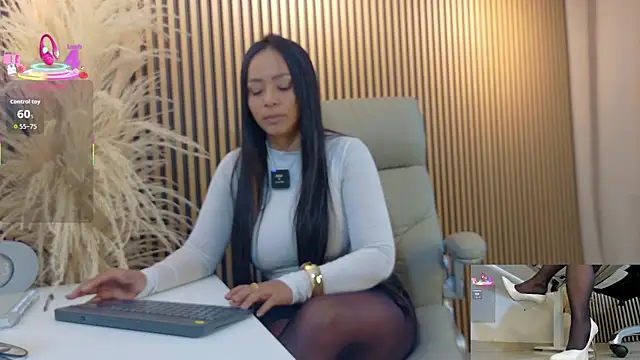 lulu 072 online show from 04-08-26, 12:10