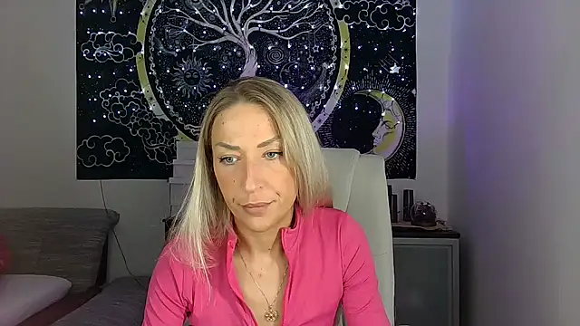 SexxyLiviaa online show from 09-26-25, 06:34