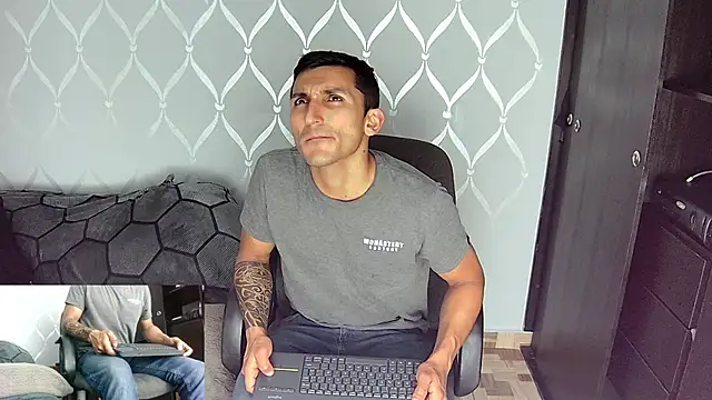 Marck Muscle online show from 01-13-25, 05:23