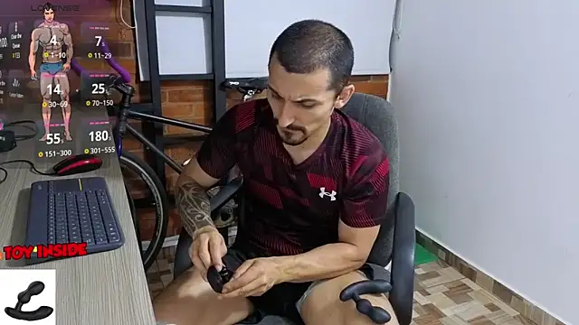 Marck Muscle online show from 09-26-25, 01:20