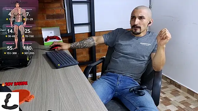 Marck Muscle online show from 12-16-25, 02:27