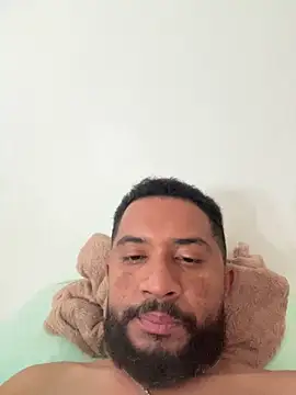 MiddlingAffluent online show from 04-21-26, 12:55