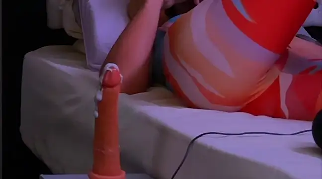 BodyandlegginLover online show from 03-15-25, 11:51