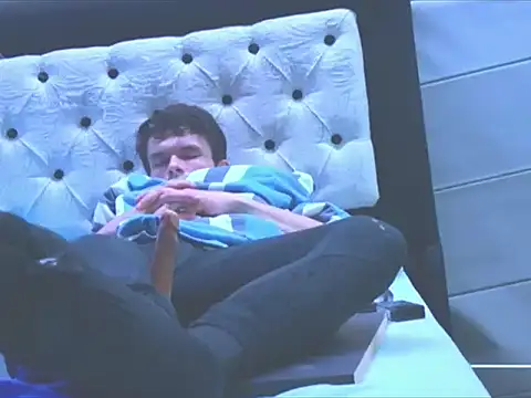 BodyandlegginLover online show from 10-15-25, 08:36