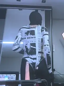 BodyandlegginLover online show from 10-22-25, 06:13