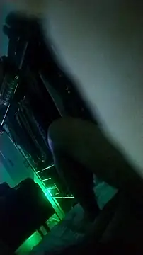 UncutToyBoy23cm online show from 09-15-25, 06:35