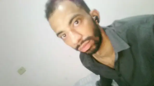 UncutToyBoy23cm online show from 10-15-25, 07:52