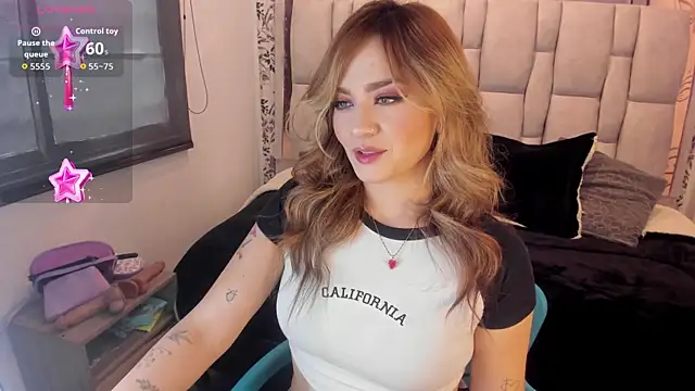 KataHot  online show from 10-17-25, 08:22