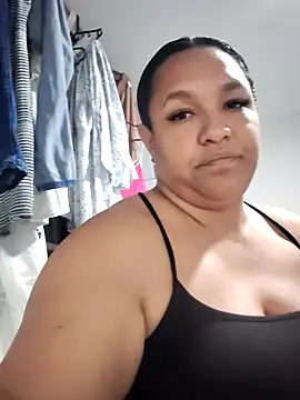 Snapshot of Mia_Adell_11 chatting on 10-22-25, 03:40 Mia Adell 11 online show from 10-22-25, 03:40