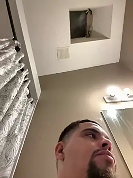 bigitaliandic online show from 12-25-24, 01:42