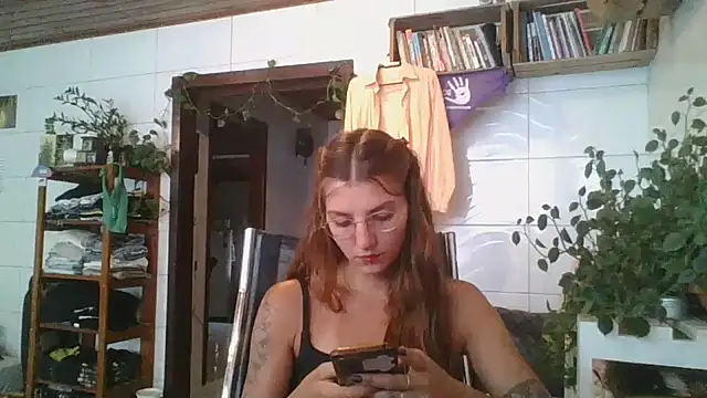 SweetyBabyDemon online show from 01-11-26, 12:21