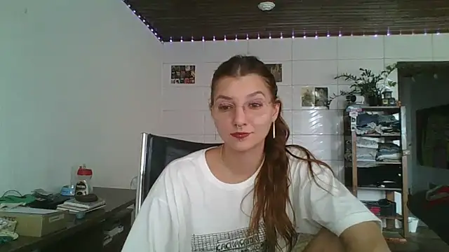 SweetyBabyDemon online show from 04-12-26, 04:45