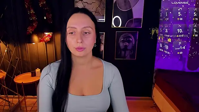 Snapshot of Christy_Calypso chatting on 12-29-24, 10:47 Christy Calypso online show from 12-29-24, 10:47