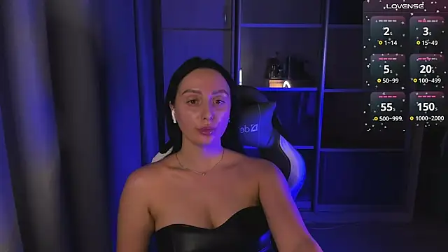 Snapshot of Christy_Calypso chatting on 02-27-25, 06:53 Christy Calypso online show from 02-27-25, 06:53