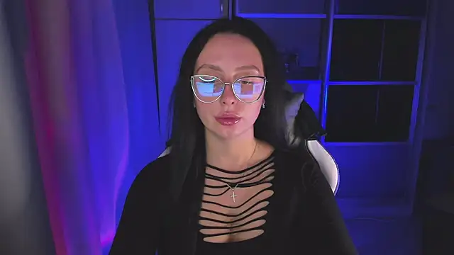 Snapshot of Christy_Calypso chatting on 09-20-25, 03:57 Christy Calypso online show from 09-20-25, 03:57