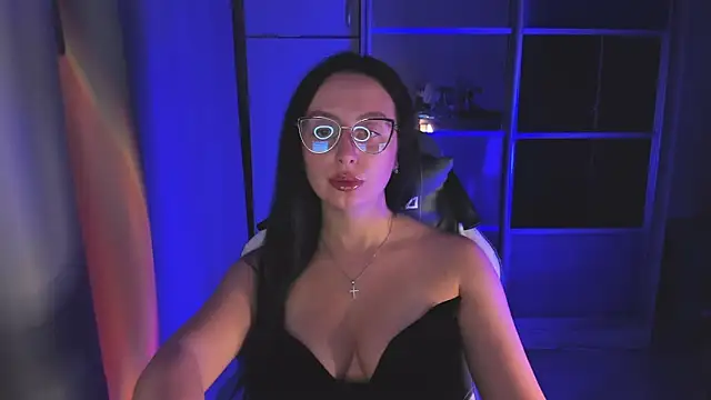 Snapshot of Christy_Calypso chatting on 10-02-25, 03:52 Christy Calypso online show from 10-02-25, 03:52