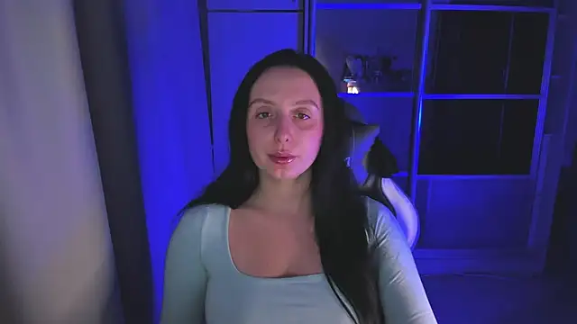 Snapshot of Christy_Calypso chatting on 12-22-25, 04:59 Christy Calypso online show from 12-22-25, 04:59