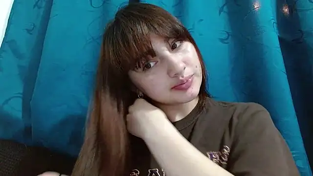 Snapshot of Damian_n_Maya chatting on 02-21-25, 03:01 Damian n Maya online show from 02-21-25, 03:01