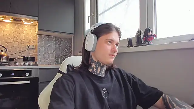  torfin  online show from 03-10-25, 05:54