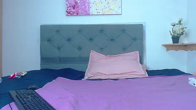 Snapshot of Kim_clark1 chatting on 03-14-25, 03:26 Kim clark1 online show from 03-14-25, 03:26