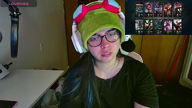 Vallolet Spencer online show from 03-11-25, 05:38