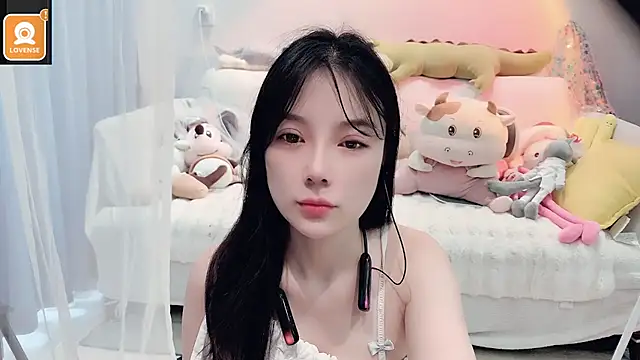 AKiKi711 online show from 09-09-25, 04:01