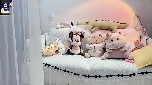 AKiKi711 online show from 09-24-25, 03:48