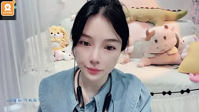 AKiKi711 online show from 10-07-25, 03:14