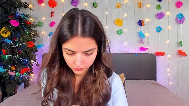 Milana Crystal  online show from 03-11-26, 08:09