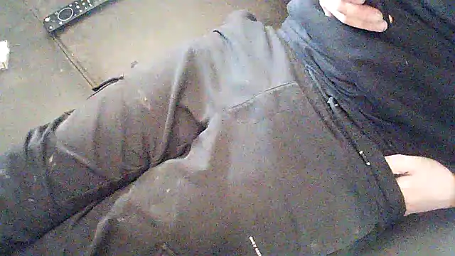 kiksnap-meistro5 online show from 04-07-26, 01:55