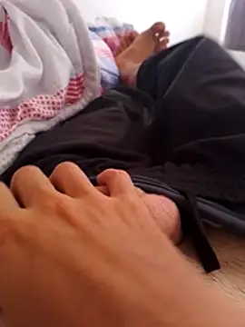 Adee21e online show from 01-10-26, 03:25