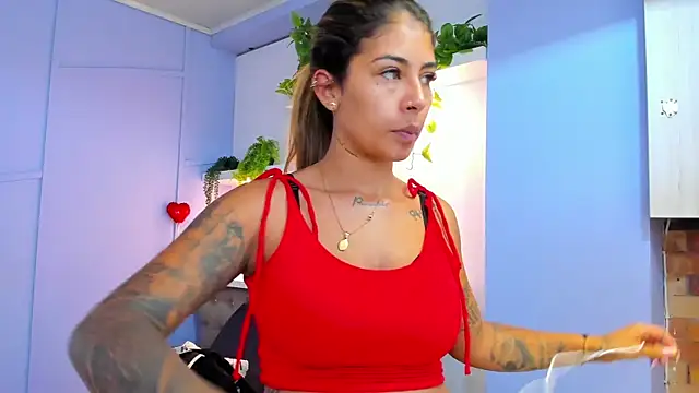 Snapshot of Georgina-coule chatting on 03-06-25, 12:09 Georgina-coule online show from 03-06-25, 12:09