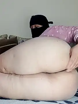 Snapshot of eylimeme chatting on 02-23-25, 08:44 eylimeme online show from 02-23-25, 08:44