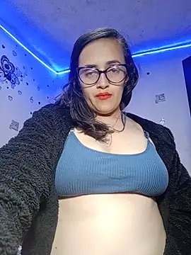 Snapshot of anndreapds chatting on 06-25-26, 11:42 anndreapds online show from 06-25-26, 11:42
