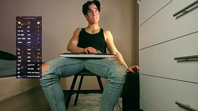 ChristianLevine  online show from 03-18-26, 08:06