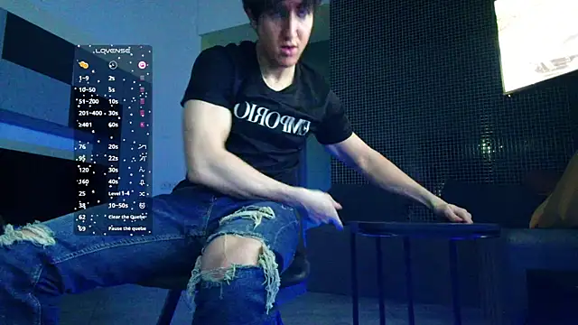 ChristianLevine  online show from 05-06-26, 07:19