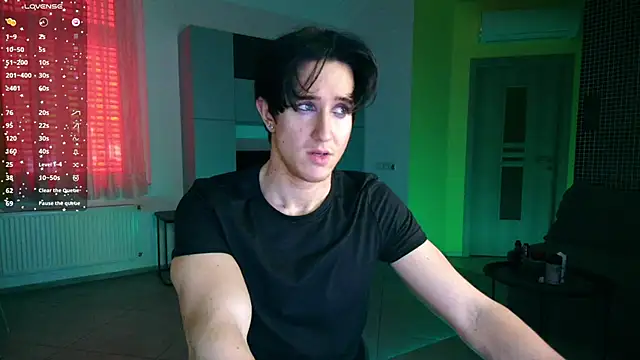 ChristianLevine  online show from 05-08-26, 08:19