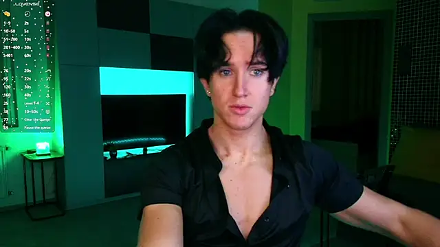 ChristianLevine  online show from 05-26-26, 10:39