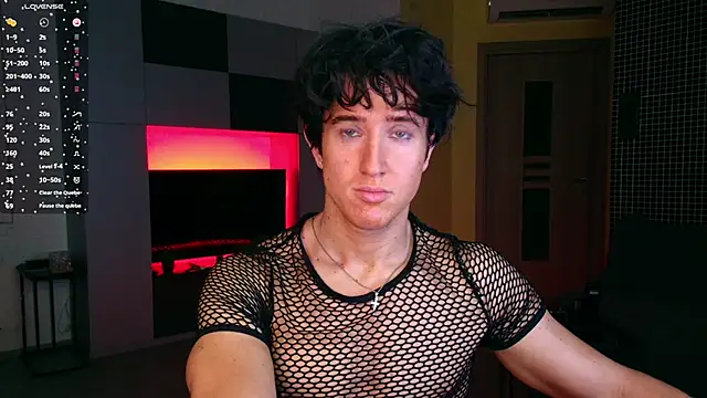 ChristianLevine  online show from 06-02-26, 05:37