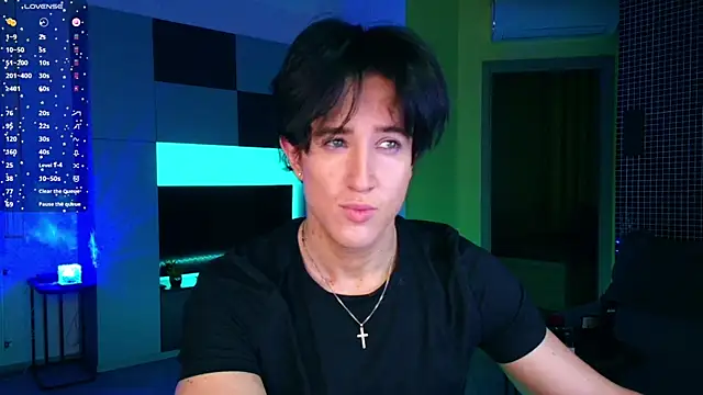 ChristianLevine  online show from 06-03-26, 08:14