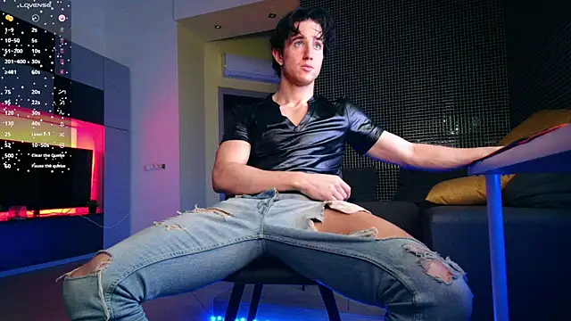 ChristianLevine  online show from 06-07-26, 08:12